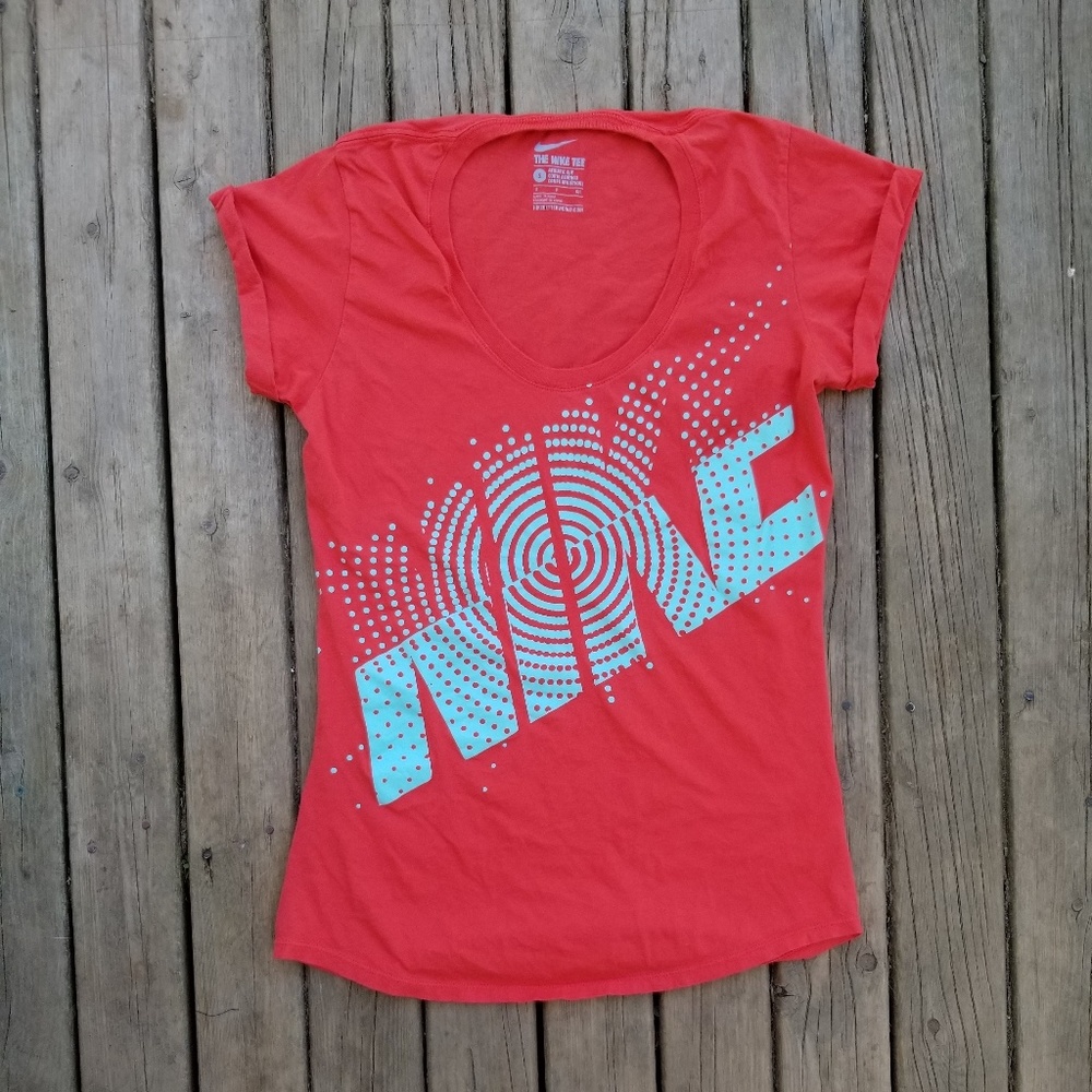 Nike T-shirt